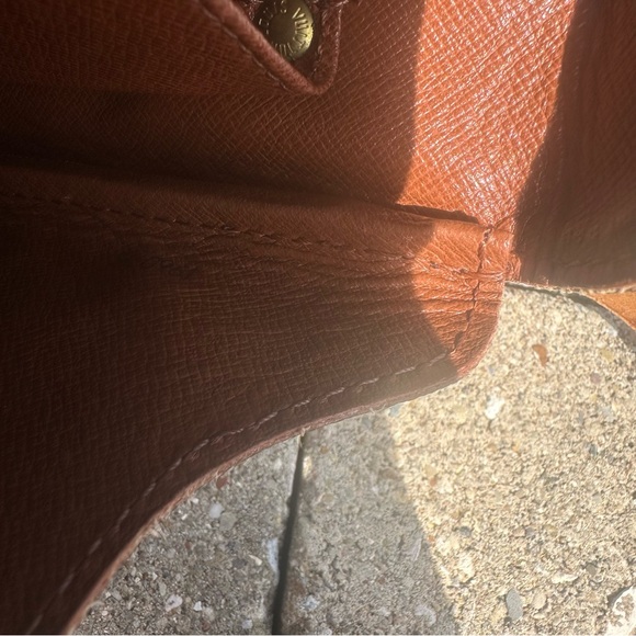 Louis Vuitton Monogram Cartouchiere GM - Picture 11 of 15